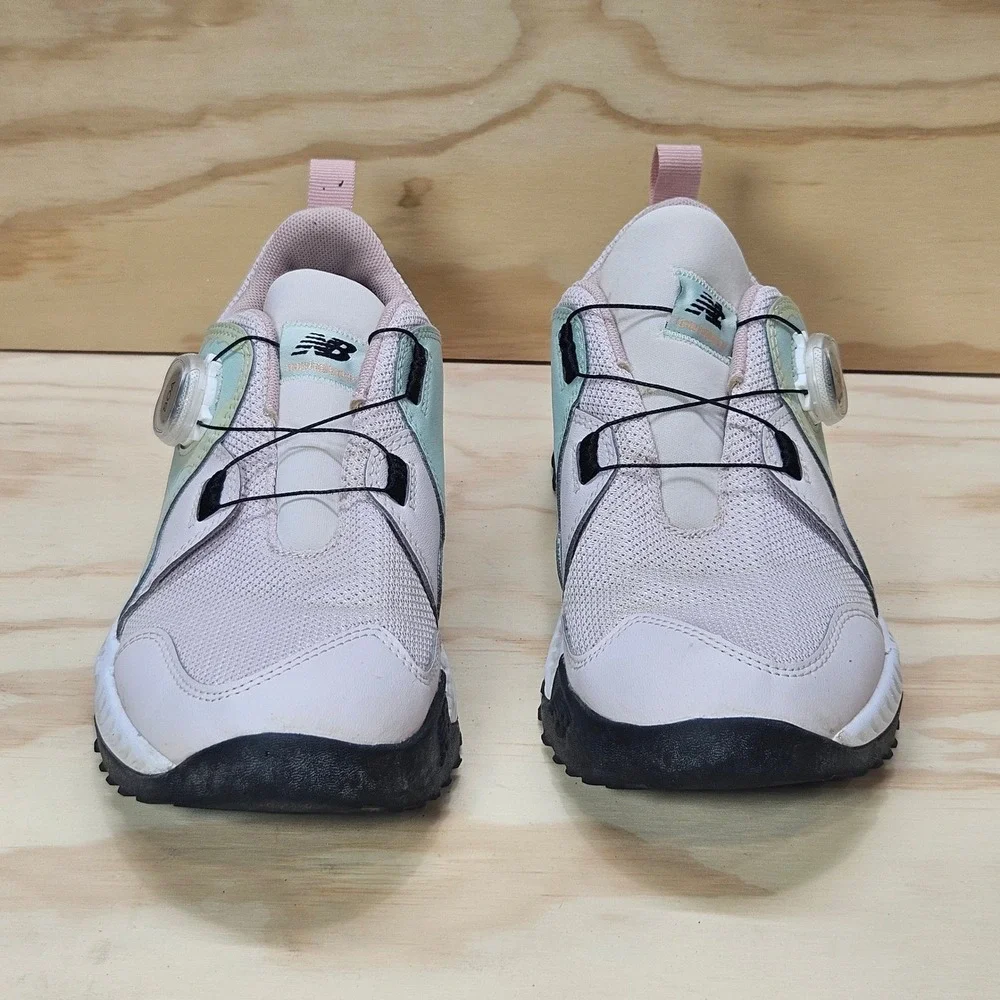 New Balance Dynasoft Trail Running Shoes Pink Green BOA Fit GTBTROP1 Womens 5.5